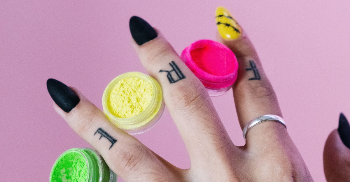 Geometric Ink: Techniques That Stand Out in Palm Beach